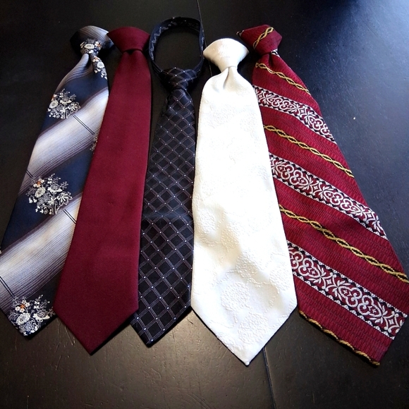 Bundle Of Men's Clip On Ties - Picture 1 of 16
